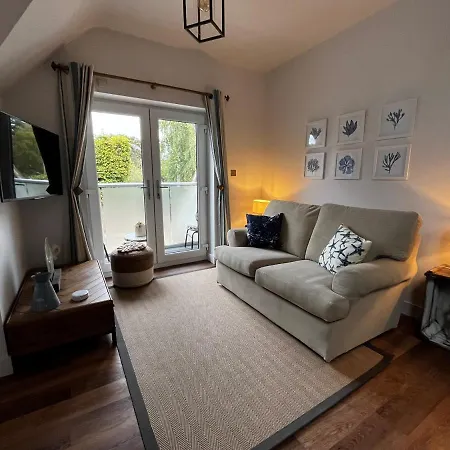 Secluded Island Retreat - In The Heart Of The Anchorage Apartamento West Mersea Exterior foto